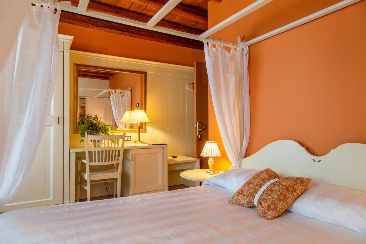 Hotel Calvi-Ristorante Mainor Виторио Венето Екстериор снимка