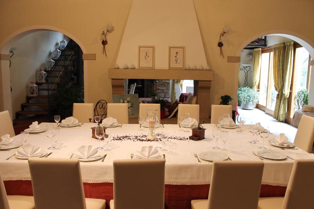 Hotel Calvi-Ristorante Mainor Виторио Венето Екстериор снимка