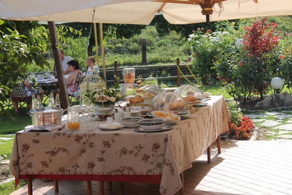 Hotel Calvi-Ristorante Mainor Виторио Венето Екстериор снимка